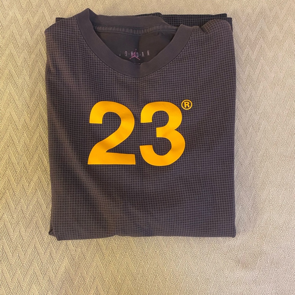 Jordan Tee M